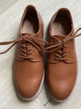 New never worn Kenneth Cole boys youth size 2 Klay flex Oxford dress shoe
